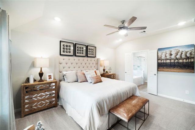 2031 Forest Stream Way, Conroe, TX 77304