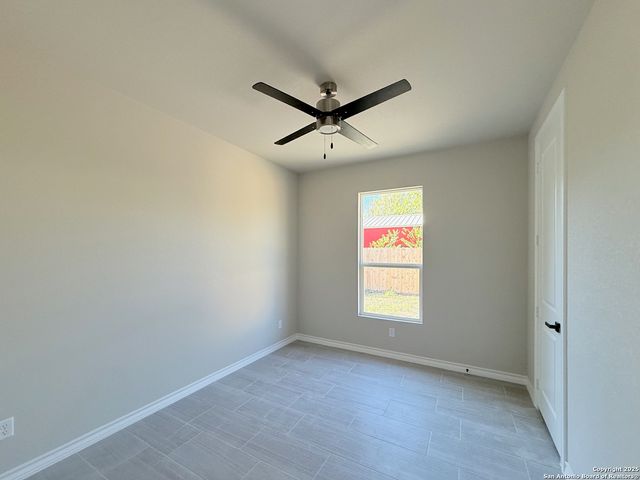411 Moselle, San Antonio, TX 78237