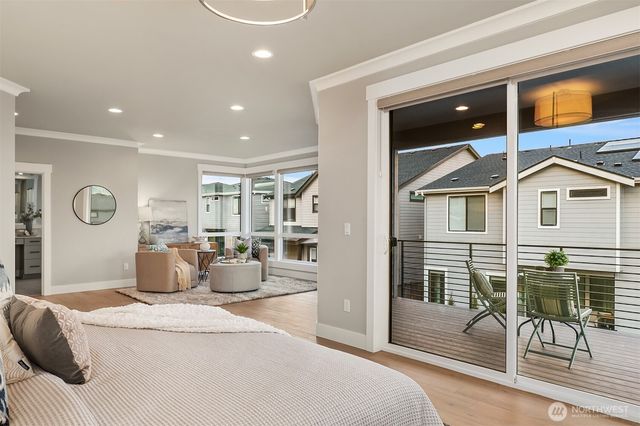 508 Glacier Peak Drive NW, Issaquah, WA 98027