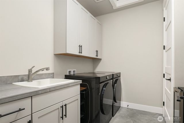 508 Glacier Peak Drive NW, Issaquah, WA 98027