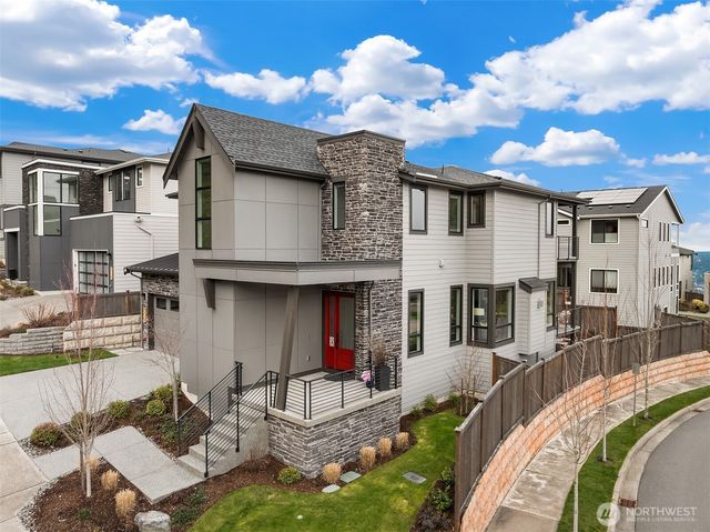 508 Glacier Peak Drive NW, Issaquah, WA 98027