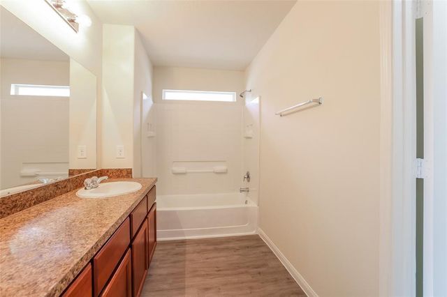 5814 Northern Oak Street, Houston, TX 77016