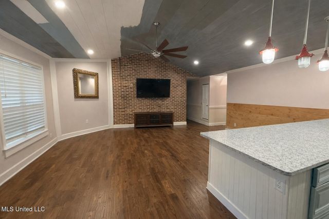 8112 Green Valley Cove, Southaven, MS 38671