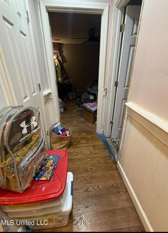 8112 Green Valley Cove, Southaven, MS 38671