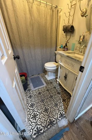 8112 Green Valley Cove, Southaven, MS 38671