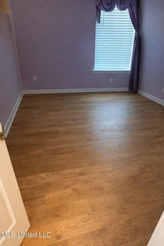 8112 Green Valley Cove, Southaven, MS 38671