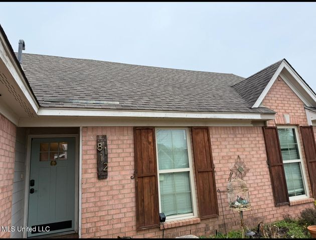 8112 Green Valley Cove, Southaven, MS 38671