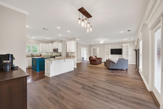 11 Greystone Boulevard, Cabot, AR 72023