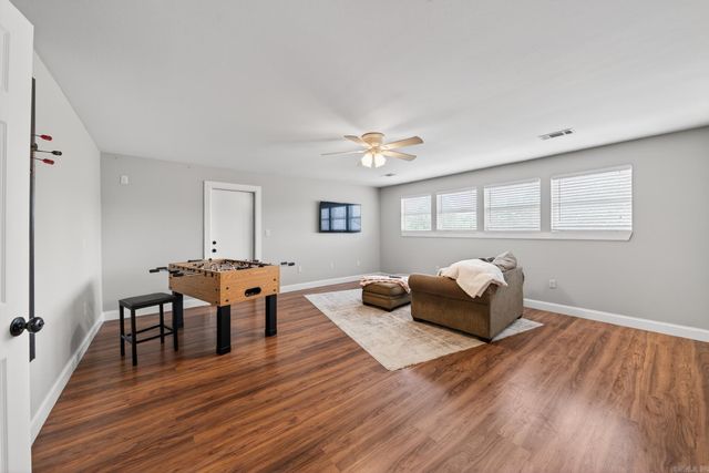 11 Greystone Boulevard, Cabot, AR 72023