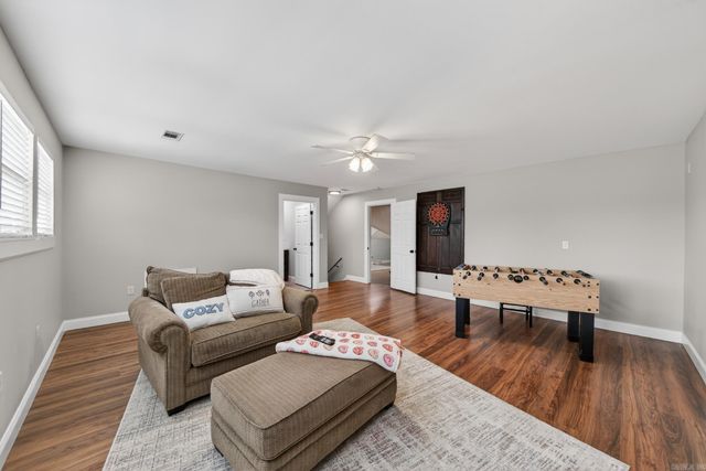 11 Greystone Boulevard, Cabot, AR 72023