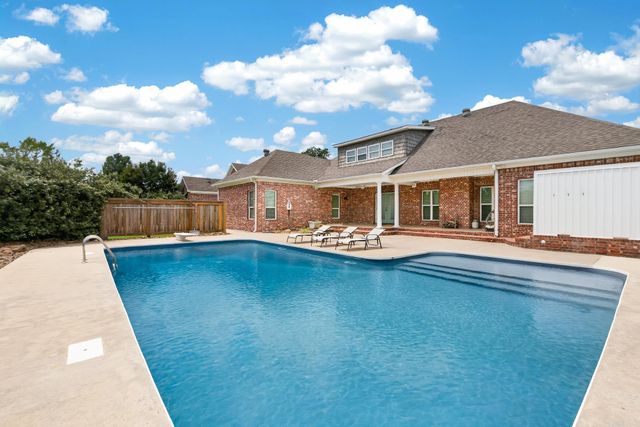 11 Greystone Boulevard, Cabot, AR 72023