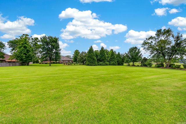 11 Greystone Boulevard, Cabot, AR 72023
