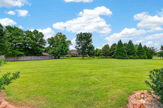 11 Greystone Boulevard, Cabot, AR 72023