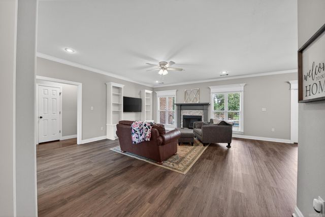11 Greystone Boulevard, Cabot, AR 72023