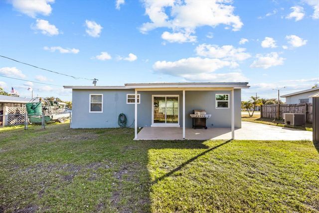 788 Schumann Drive, Sebastian, FL 32958