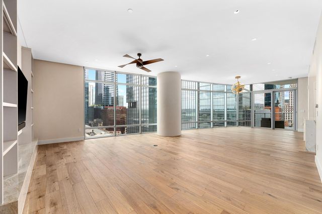 200 Congress Ave 15E, Austin, TX 78701