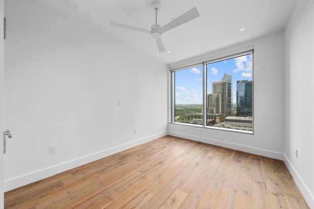 200 Congress Ave 15E, Austin, TX 78701
