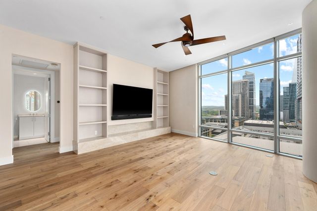200 Congress Ave 15E, Austin, TX 78701