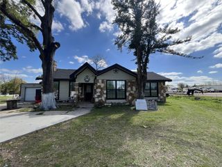 925 Lear Street, Houston, TX 77015