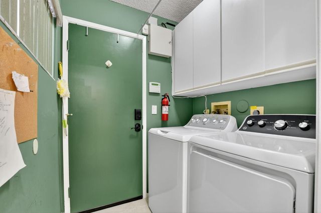 6096 Kings Gate Circle, Delray Beach, FL 33484