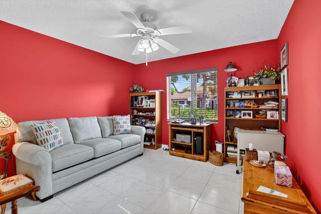6096 Kings Gate Circle, Delray Beach, FL 33484