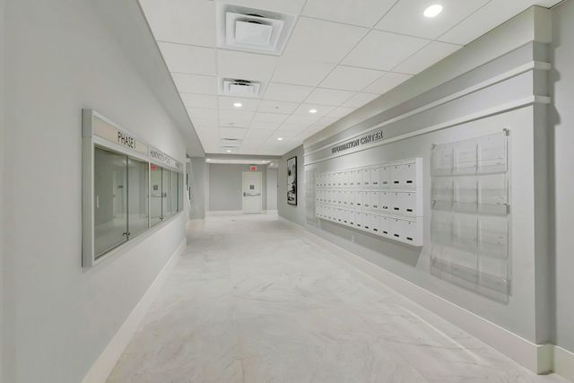 6096 Kings Gate Circle, Delray Beach, FL 33484