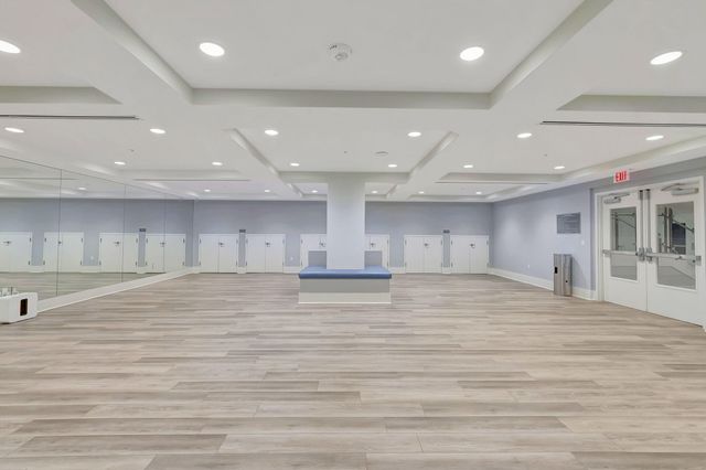 6096 Kings Gate Circle, Delray Beach, FL 33484