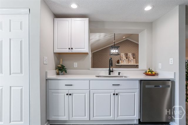 3127 Gilbert Street, Savannah, GA 31404