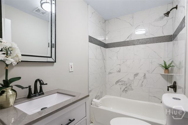 3127 Gilbert Street, Savannah, GA 31404