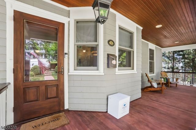 22 Oak Ridge Ave, Summit City, NJ 07901