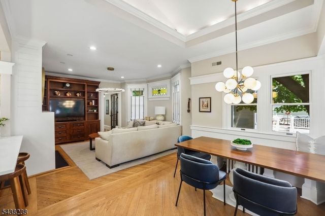 22 Oak Ridge Ave, Summit City, NJ 07901