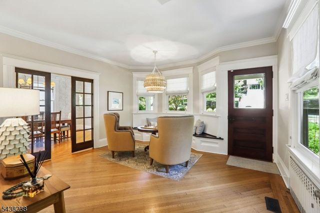 22 Oak Ridge Ave, Summit City, NJ 07901