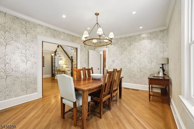22 Oak Ridge Ave, Summit City, NJ 07901