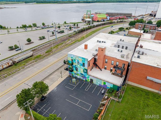 7 Alby Street 9, Alton, IL 62002