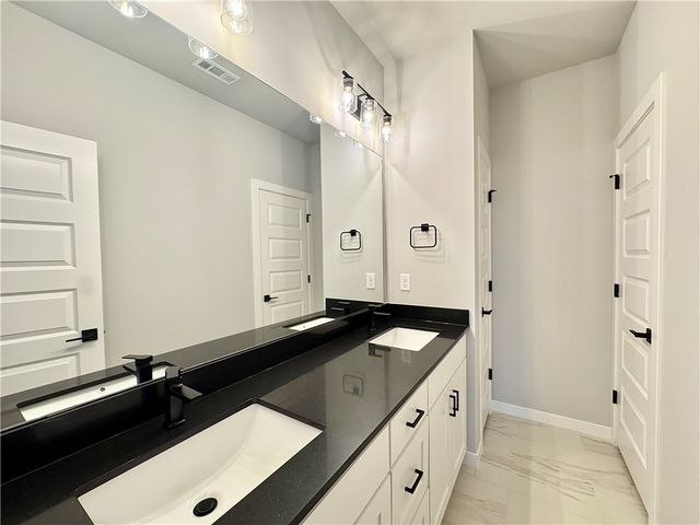 5901 SW Bear Creek Avenue, Bentonville, AR 72713