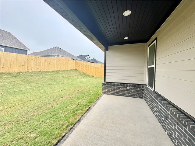 5901 SW Bear Creek Avenue, Bentonville, AR 72713