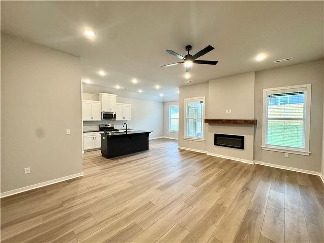 5901 SW Bear Creek Avenue, Bentonville, AR 72713