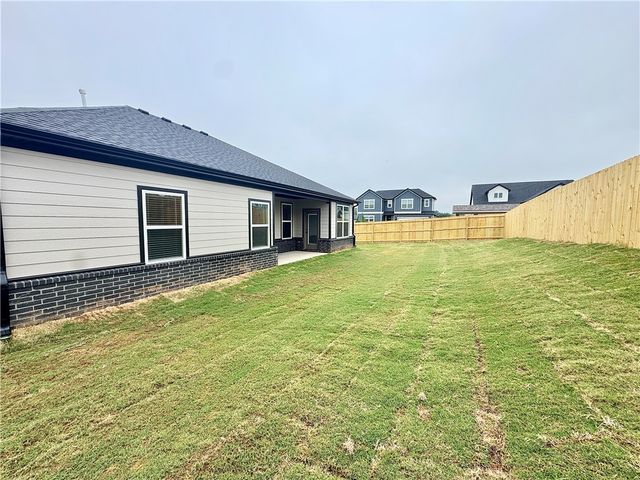 5901 SW Bear Creek Avenue, Bentonville, AR 72713