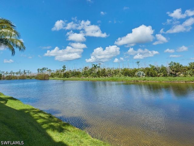 9816 Giaveno CIR 1315, Naples, FL 34113