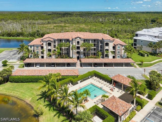 9816 Giaveno CIR 1315, Naples, FL 34113