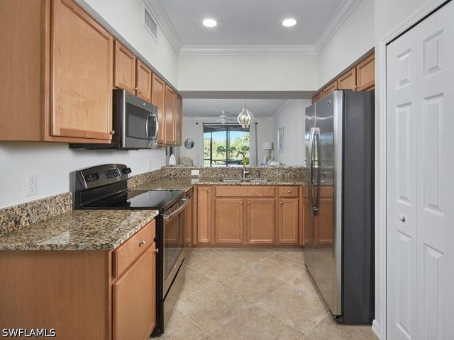 9816 Giaveno CIR 1315, Naples, FL 34113