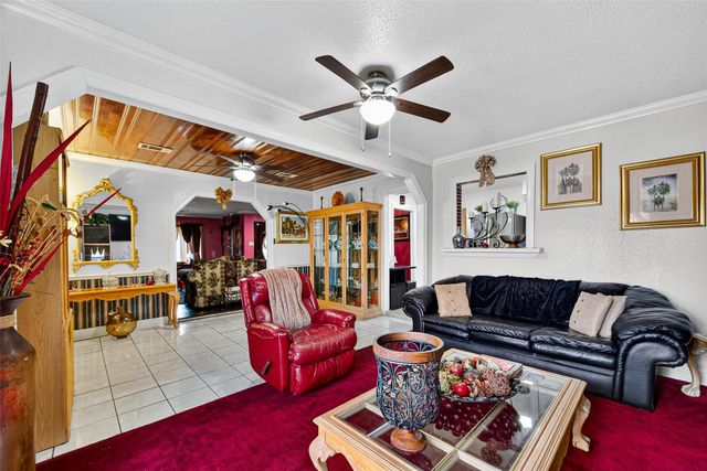 5102 Cortelyou Lane, Houston, TX 77021