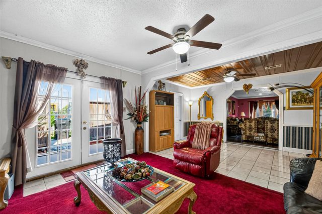 5102 Cortelyou Lane, Houston, TX 77021