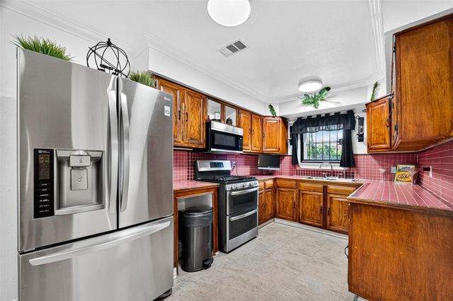 5102 Cortelyou Lane, Houston, TX 77021