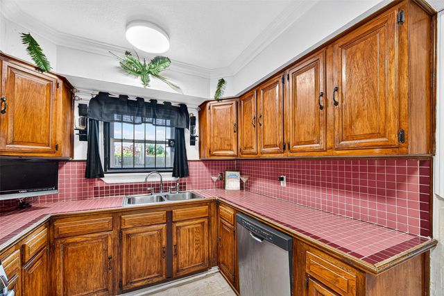 5102 Cortelyou Lane, Houston, TX 77021