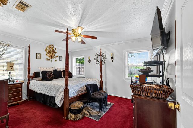 5102 Cortelyou Lane, Houston, TX 77021