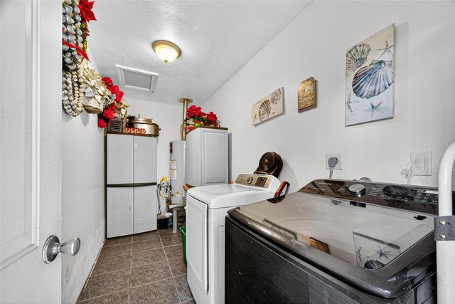 5102 Cortelyou Lane, Houston, TX 77021