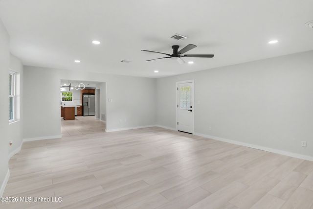 10132 Graystone Drive, Moss Point, MS 39562