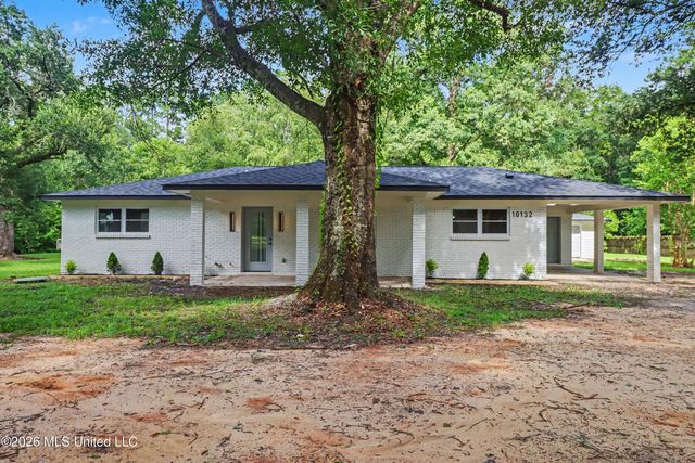 10132 Graystone Drive, Moss Point, MS 39562