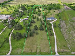 9915 N Main Street, Baytown, TX 77521